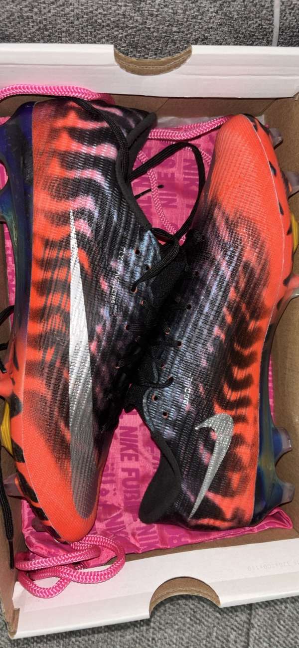 Se venden Nike Mercurial Superfly Scorpion Pack Mundial 2026