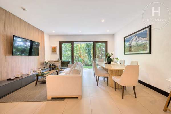 Se Vende Apartamento en Primer Nivel Condominio Ribera Laureles Escazú 2 Habitaciones mas Jardín Privado NJA1468JJ