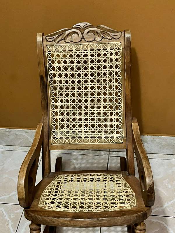 Mecedora de madera para niñ@