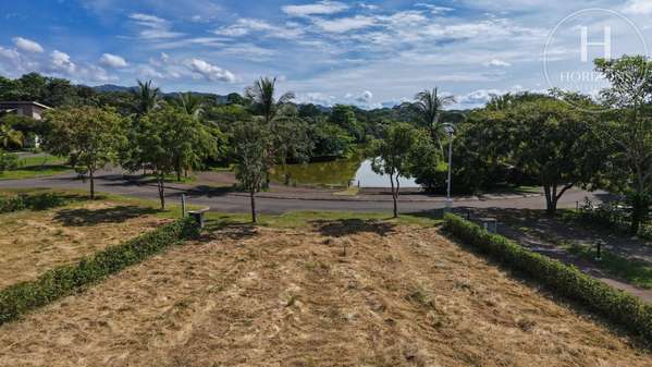 Sell Lot of 952 m ² in Mystic Community of Playa, Playa Hermosa NJA1430GR