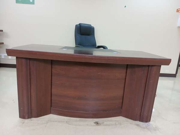 Se Vende Escritorio con Arturito 