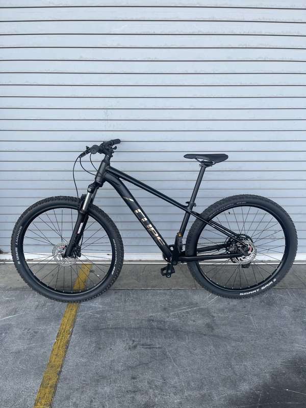 Bicicleta MTB