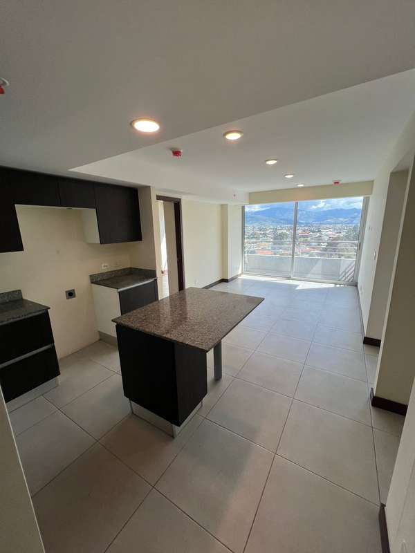 Alquiler de Apartamento 3 Habitaciones en Los Yoses- San Pedro 