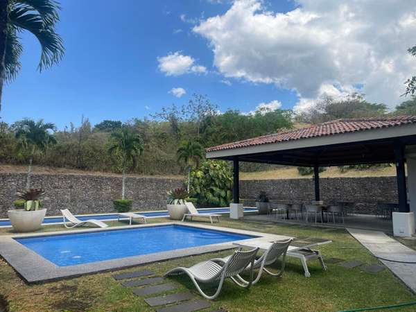 Venta de Apartamento en Santa Ana-Brasil. 