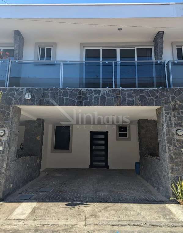Casa en Venta - Condominio La Laguna
