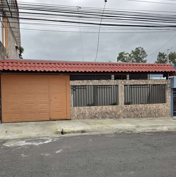 Opportunity One floor Property, Desamparados in Residential, San José
