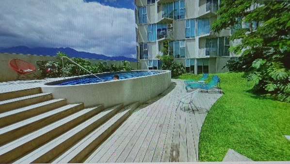 Venta de Aparatamento tipo Estudio amueblado en Sabana Sur, Un Resort en San José # 276