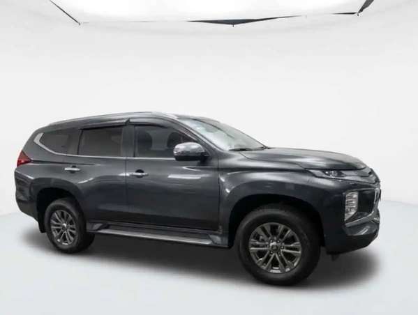Mitsubishi SPORT 2023