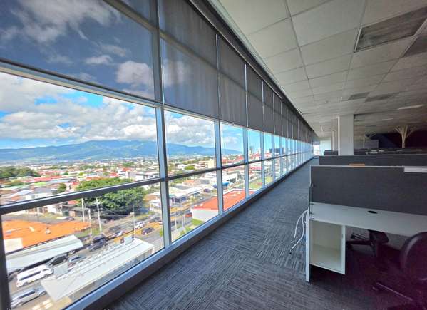 Comfortable, secure and modern Offices at Montes de Oca, San José