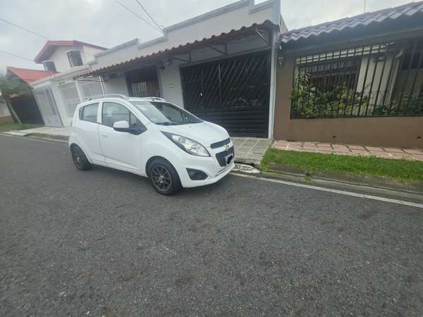 Chevrolet Spark **NEGOCIABLE**