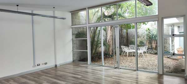 OFICINA 58 M2 INCLUYE SERVICIOS