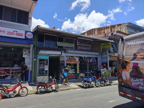 Propiedad Comercial con varios locales y bodegas en San José Centro ID: 43183 - APR