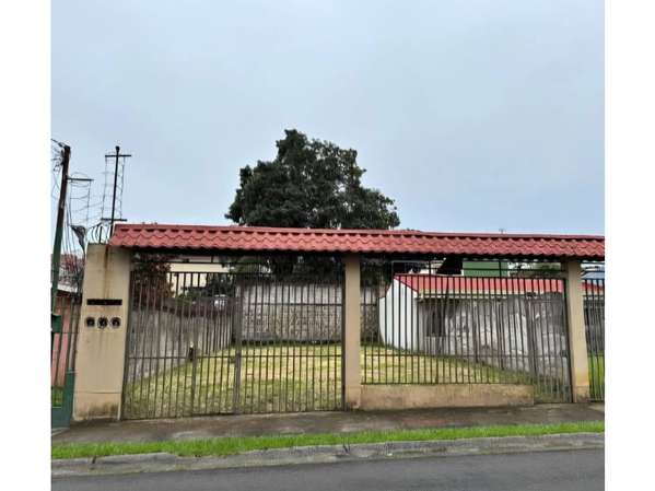 SE VENDE LOTE USO DE SUELO MIXTO, ALAJUELA 