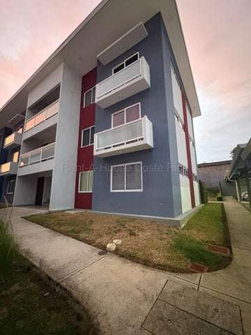 Venta de Apartamento en Flores-San Joaquín. 