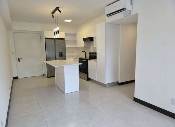 SE ALQUILA APARTAMENTO EN CONDOMINIO KHAYA