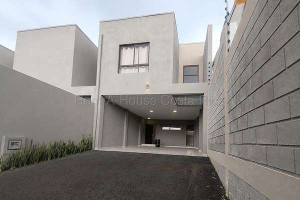 Venta Casa Independiente a Estrenar en 2026 – 3 Habitaciones Heredia