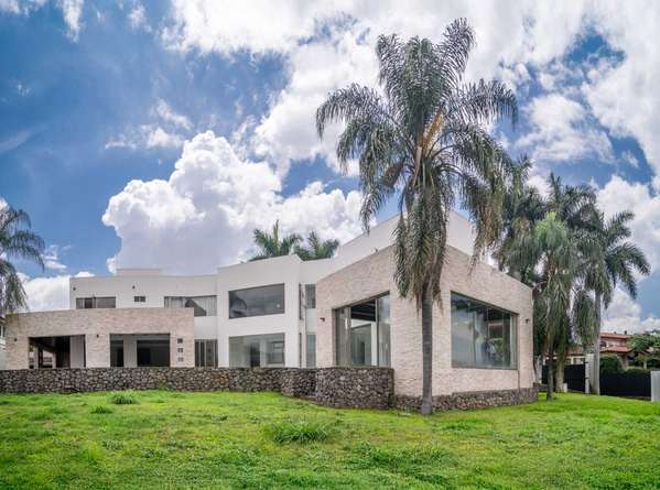 Venta Casa en Residencial Manantiales 