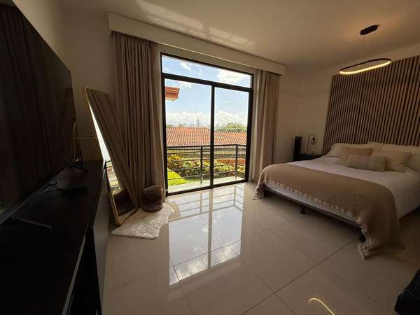 Alquiler de apartamento San Rafael de Escazú