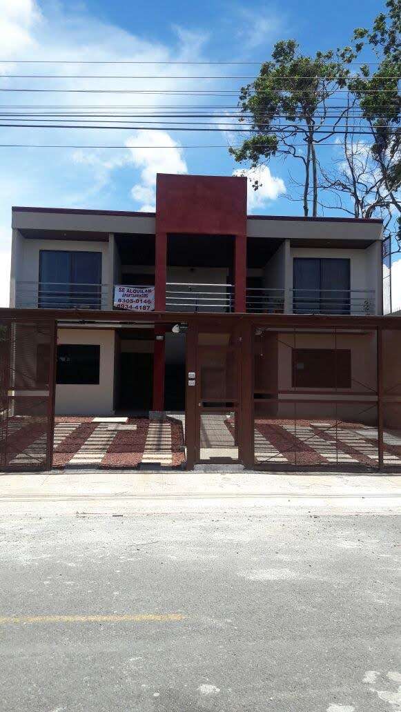Apartamento, Primer Nivel, 2 habitaciones, sala comedor, cuarto pilas, patio, 1 baño, Cochera techado 1 vehículo