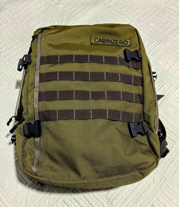 Mochila Cabin Zero Military 28L Verde Oliva (1ra versión)