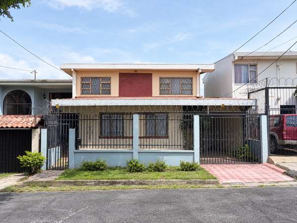 OPORTUNIDAD DE INVERSIÓN / REMODELACIÓN / PAVAS/SAN JOSÉ 
