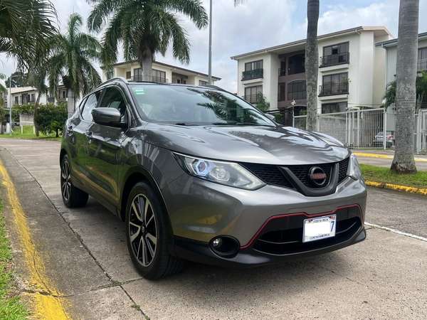 NISSAN QASHQAI 2015 – FULL EXTRAS – 4X4