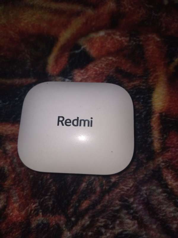 Redmi Buds 5 blancos-Un poco Usaditos-todo al 100%