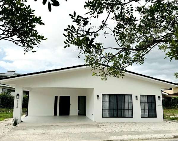 Venta de Casa AMUEBLADA en Liberia de Guanacaste. 