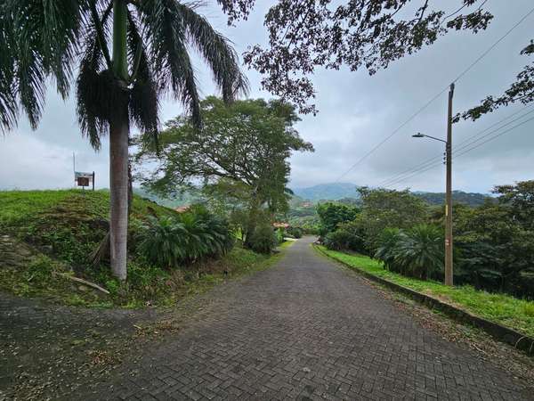 Lot with spectacular view to the Biologial Reserve at Vista Mar Residential, Orotina, Alajuela