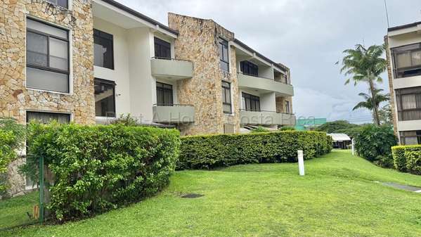 Alquiler de Apartamento en URUCA-Santa Ana.