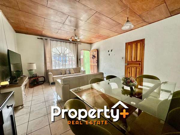 Paso Ancho - Casa de 3 habitaciones de un nivel - Súper ubicada - Alto potencial