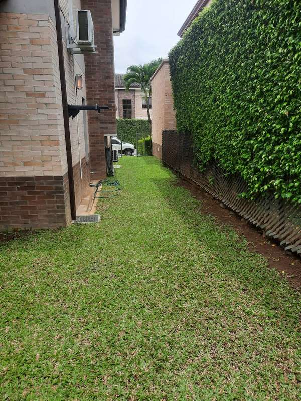CASA MODERNA DE LUJO EN ALQUILER | CONDOMINIO PUERTA DE HIERRO, SANTA ANA