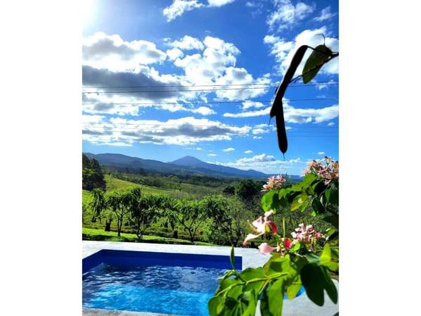 Propiedad con Airbnb en Guatuso | Vista al Volcán Tenorio | 8,007 m2