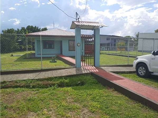 Hermosa Casa en La Ritade Guápiles