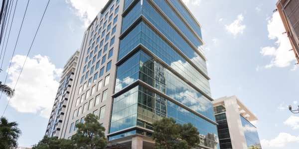 Private office space for 2 people in Roble Corporate Centre