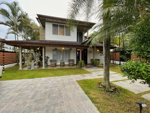 Beautiful Villa for Sale, located in a very prestigious area