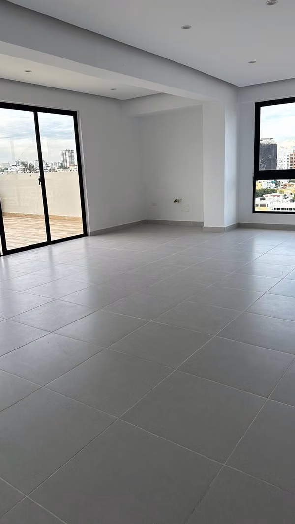 Apartment for sale in Zona Universitaria de 2 rooms