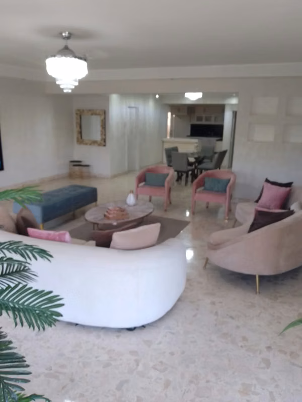 Apartment for sale of 3 rooms in Bella Vista, Distrito Nacional, Santo Domingo.