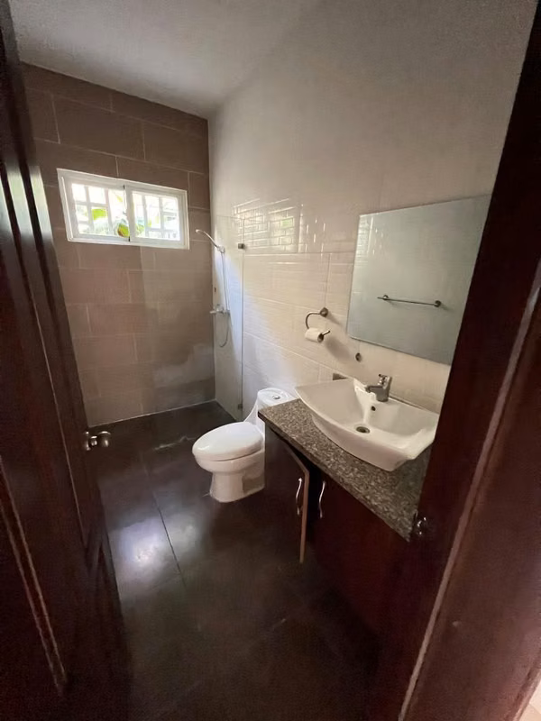 Casa en Alquiler en Romana del Oeste