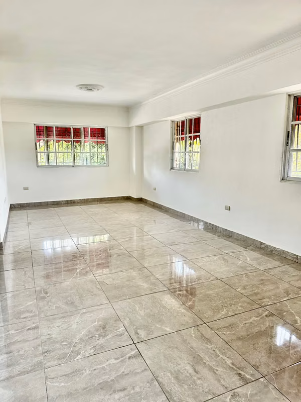 Apartamento en venta de 3 habitaciones en Altos de Arroyo Hondo