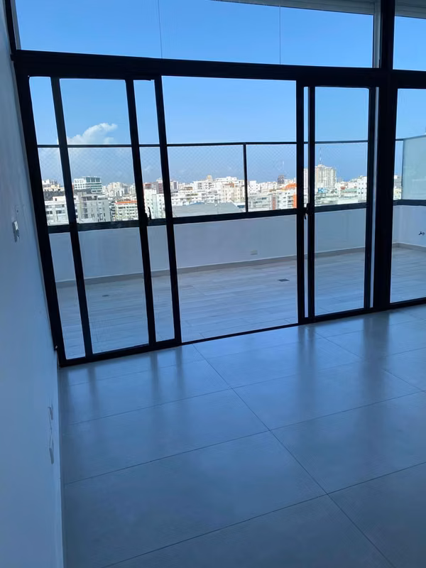 Penthouse Nuevo Amueblado en Venta en Evaristo Morales, Distrito Nacional, Santo Domingo.