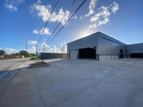 INDUSTRIAL SHIPS FOR RENT IN BAVARIAN - TIP CANA