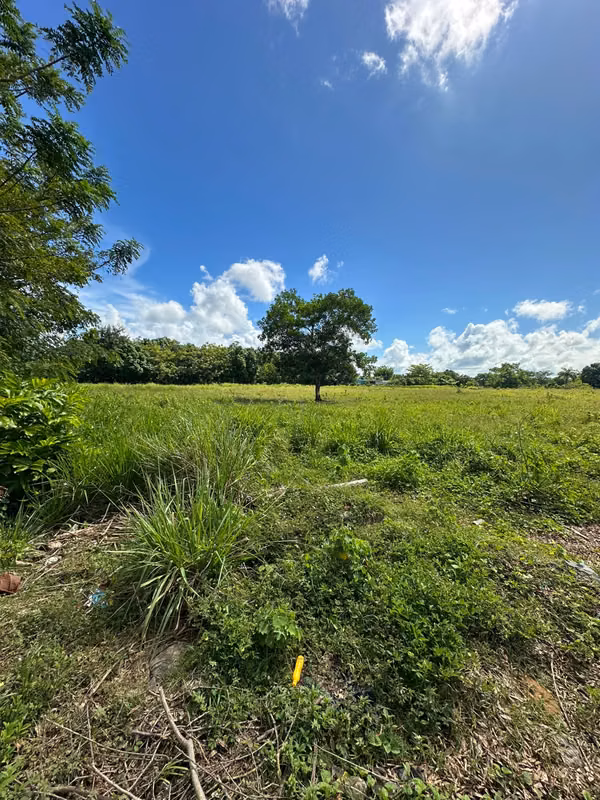 Terreno en venta en Villa Mella / Hacienda Estrella