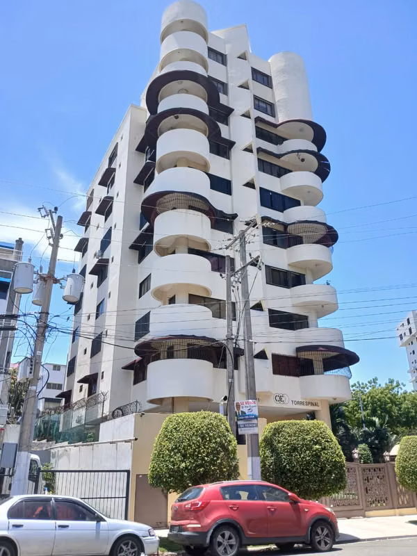 Pent house en la Esperilla Novena y Décima planta de tres habitaciones