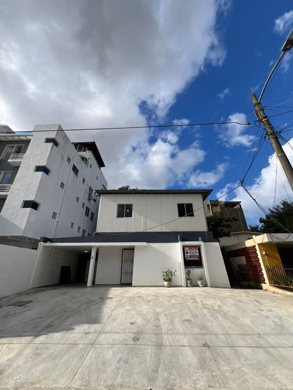 Local Comercial en Alquiller en Miador Sur, Distrito Nacional.