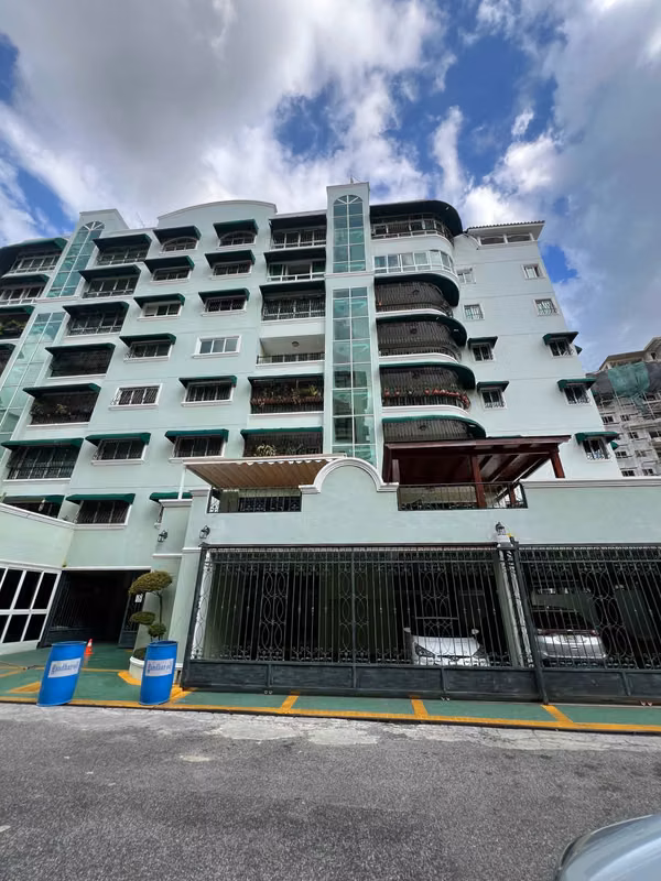 Apartamento en alquiler en Evaristo Morales 2 hab