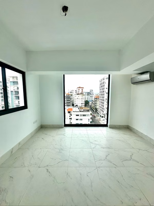 Apartamento en Venta en el Ensanche Serralles de 2 Habitaciones
