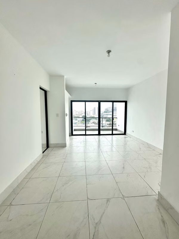 Apartamento en Venta en el Ensanche Serralles de 2 Habitaciones