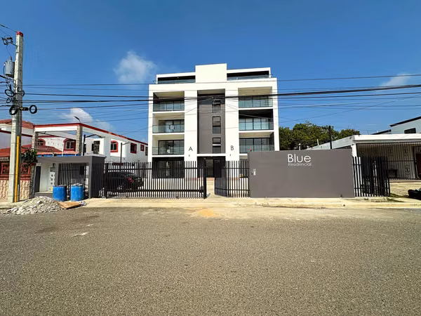 Residencial Blue, Corona Plaza.