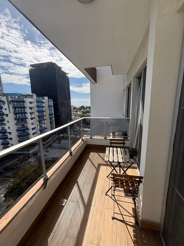 Apartamento en Alquiler Evaristo Morales Santo Domingo